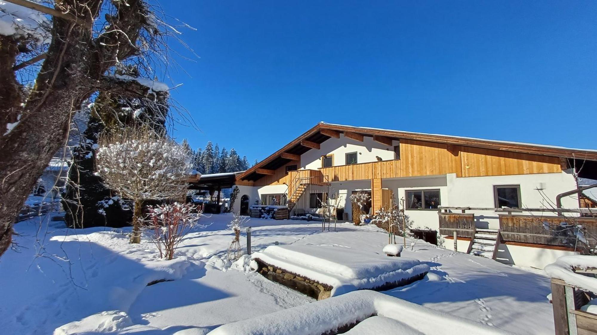 Hotel Landhaus Almdorf Sankt Johann in Tirol Exterior foto